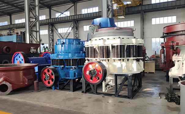 沖擊破碎機(jī)配件圖片